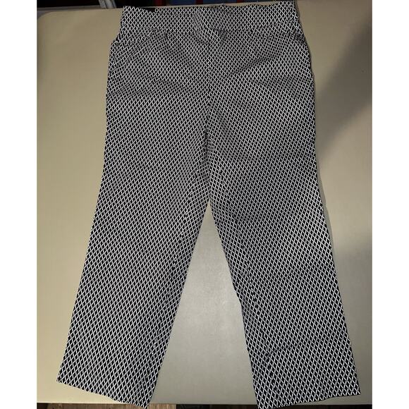 Rafaella Stretch Capri Women’s Size 10 Black And White Diamond Pattern W/Pockets - Picture 1 of 5